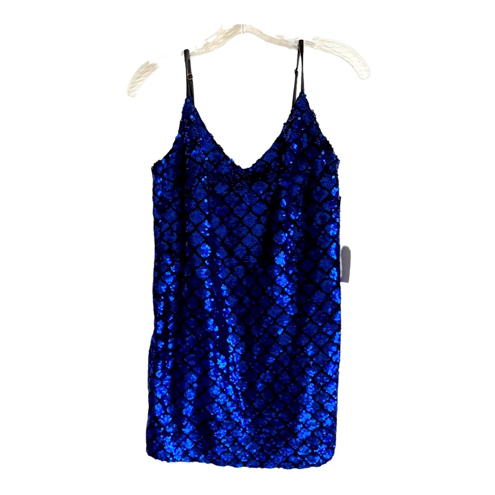 Lulus blue sequin dress